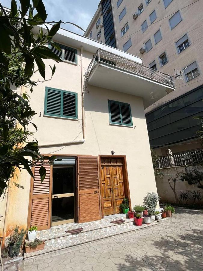 Vila Dedi Lägenhet Shkodër Exteriör bild